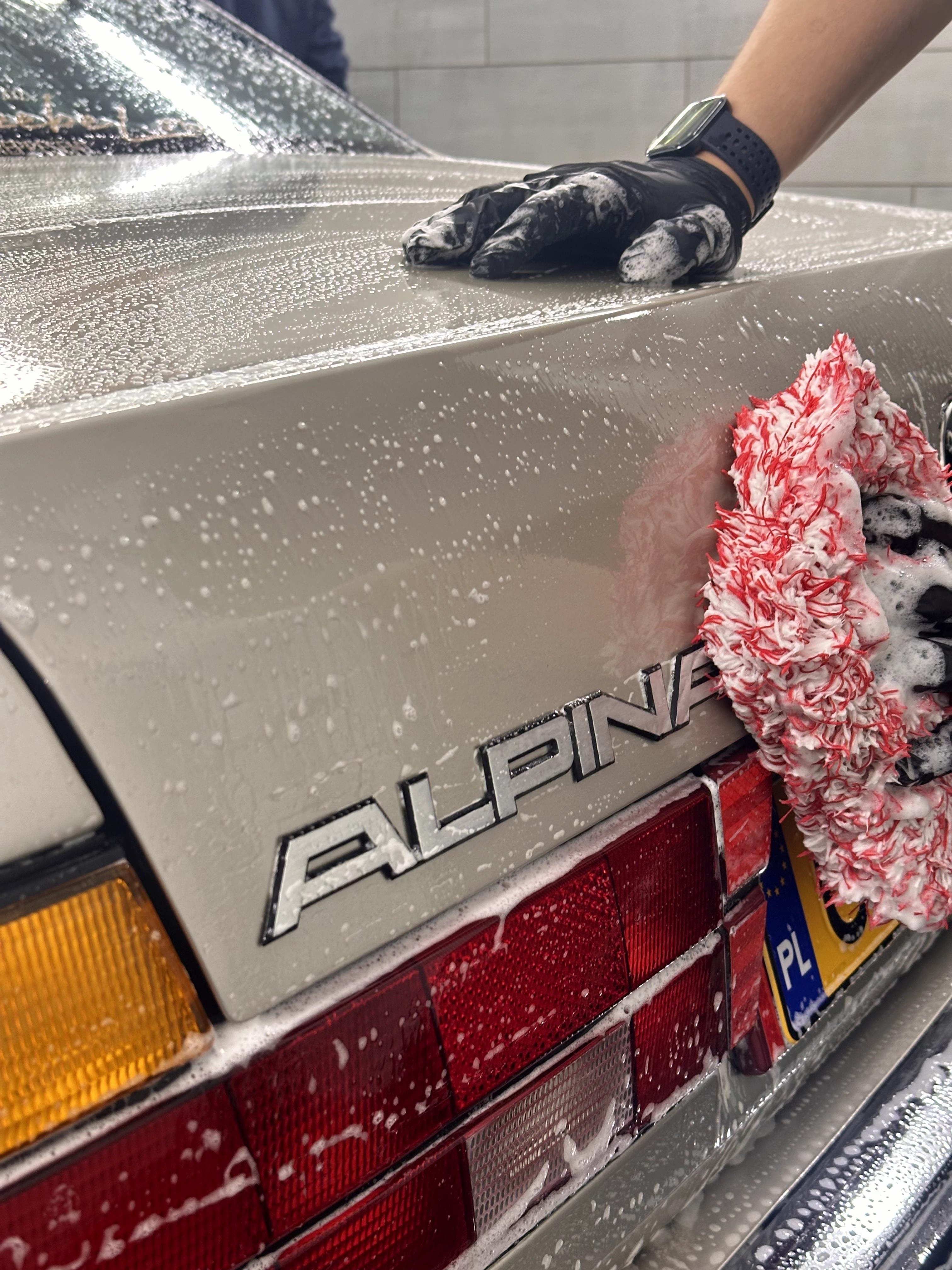 BMW e32 alpina — zdjęcie 1